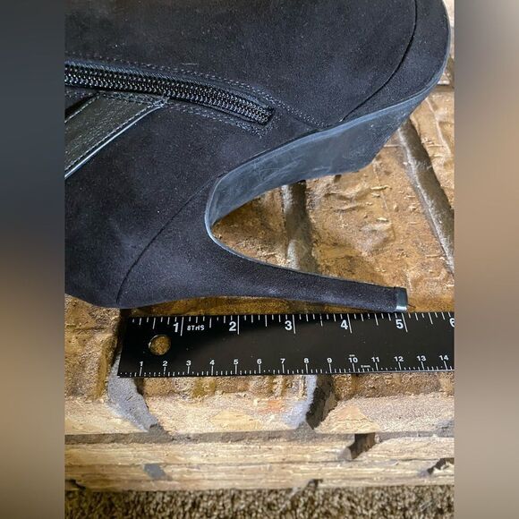 Black open toed apt 9 pumps - Picture 7 of 7